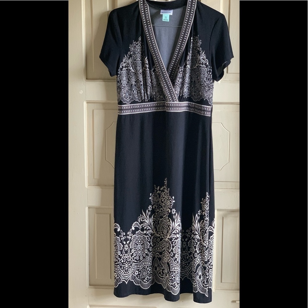 Motherhood Maternity Dress